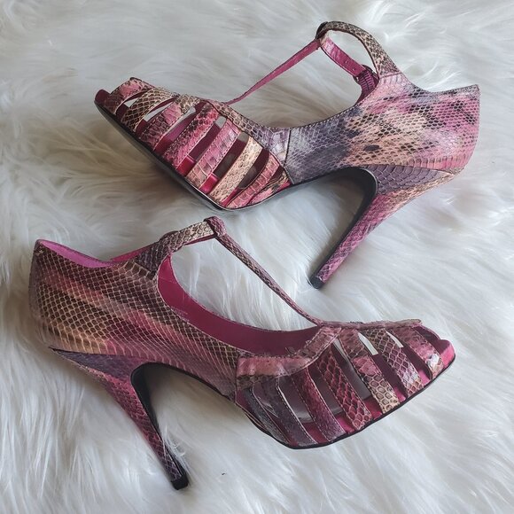 BCBGirls Fantasia Pink/Purple T Strap Animal Print Heels SZ 8.5 - Picture 1 of 13